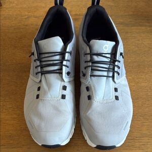 Men's Gray Athletic Shoes